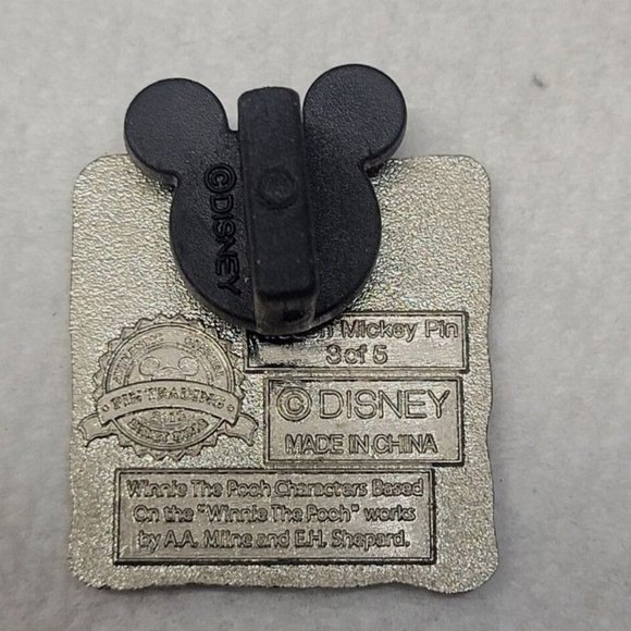Disney Hidden Mickey Trading Pin Tigger Winnie The Pooh 3 of 5 Authentic - Picture 2 of 4